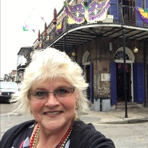 Meet your Posher, Roberta